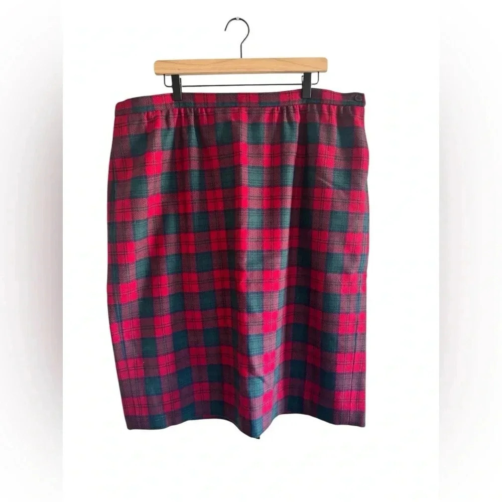 VINTAGE Pendleton Skirt 22W Virgin Wool Midi A-Line Tartan Plaid